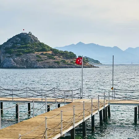 Perilibay 4*