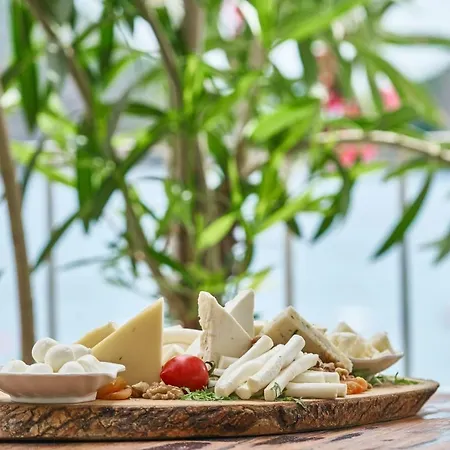 Perilibay Hotel Emecik